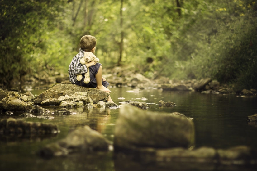 "¿Quién eres sin una cámara cara?": el fotógrafo respondió a los enemigos con fotos frescas tomadas en una jabonera