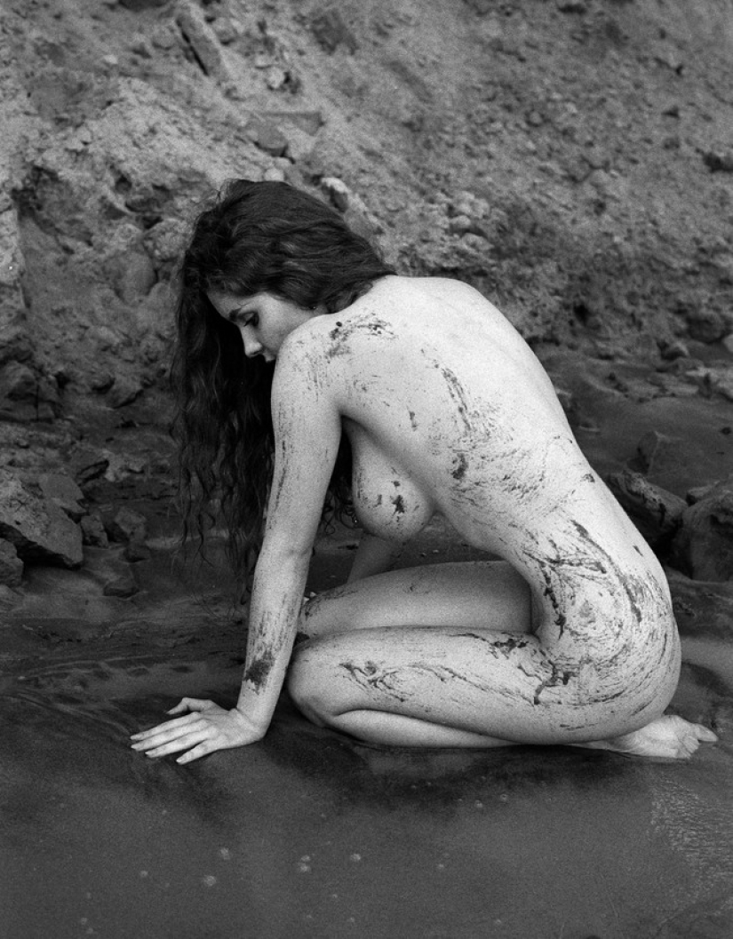 Retratos eróticos femeninos del artista Ron Schwerin Retratos eróticos femeninos del artista Ron Schwerin