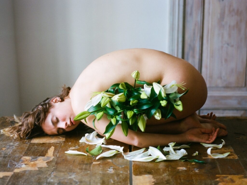 Retratos eróticos femeninos del artista Ron Schwerin Retratos eróticos femeninos del artista Ron Schwerin