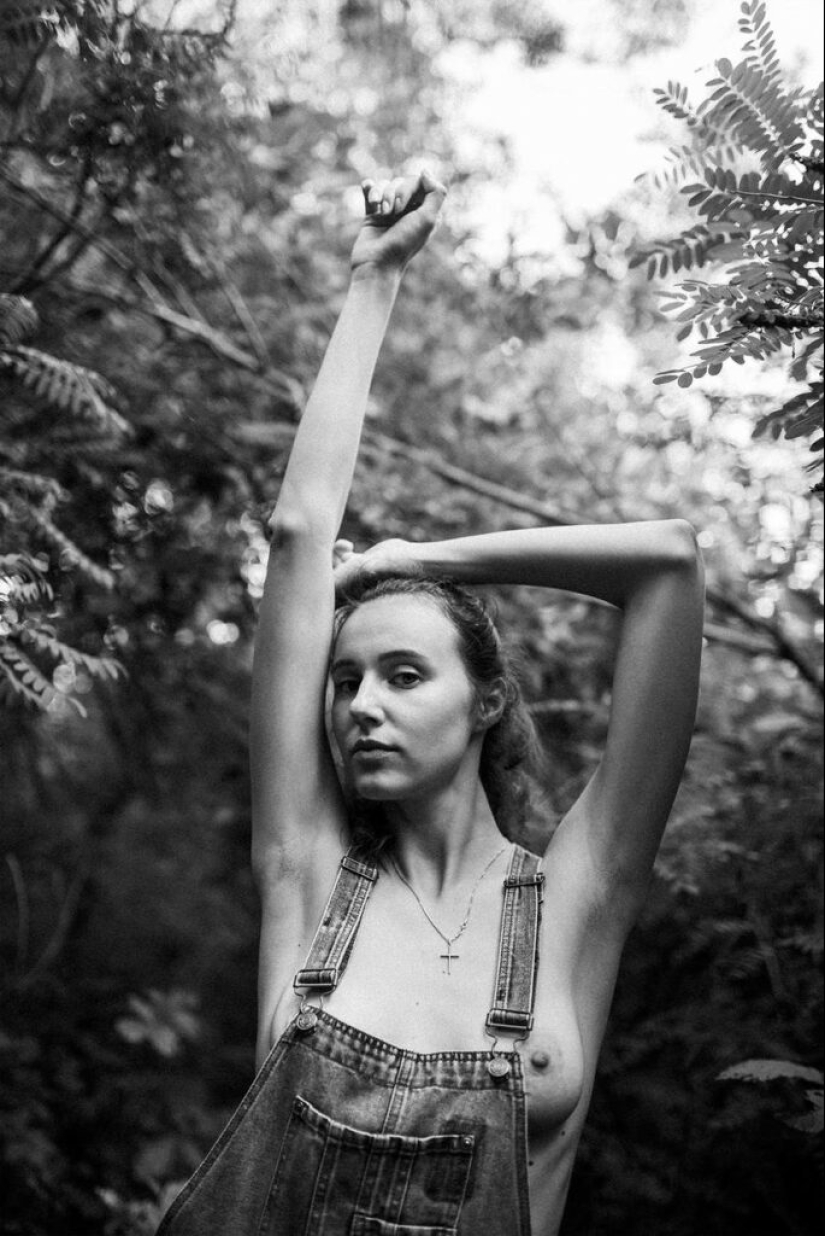 Retratos eróticos femeninos del artista Ron Schwerin Retratos eróticos femeninos del artista Ron Schwerin