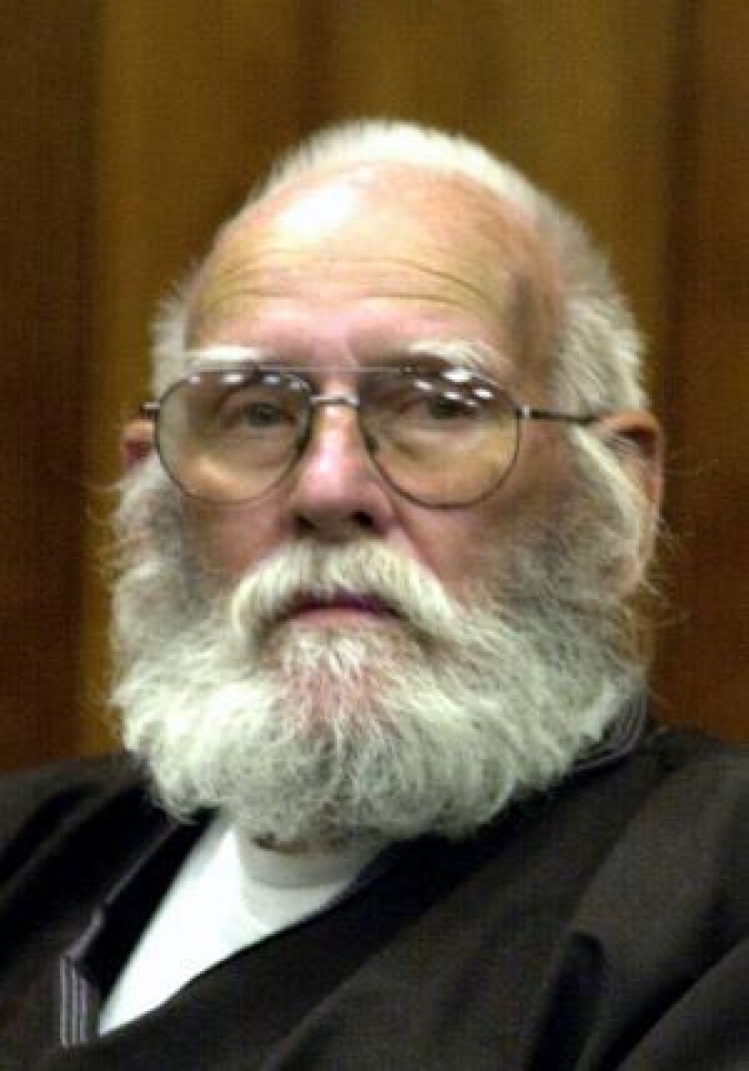 "Santa Strangler", o Productversie la historia de un loco "Santa Strangler", o Productversie la historia de un loco