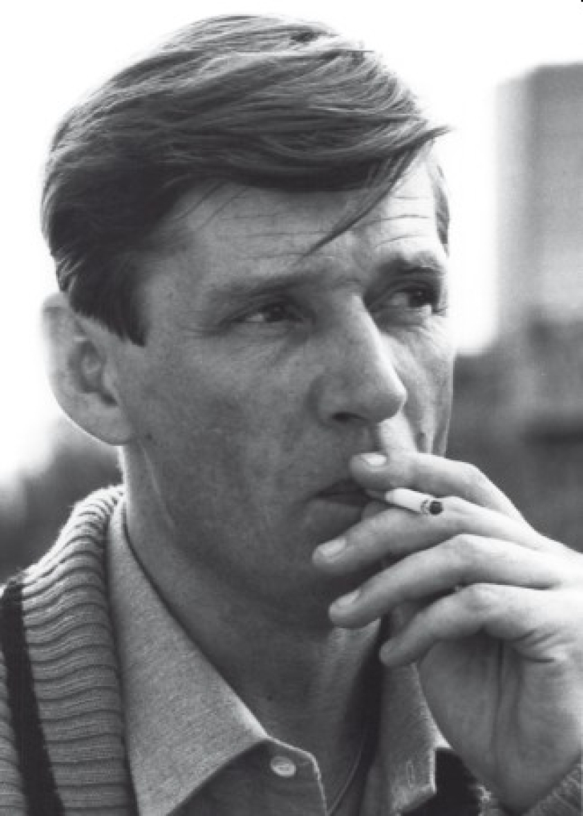 Smoking – health harm: 7 celebrities who died from Smoking