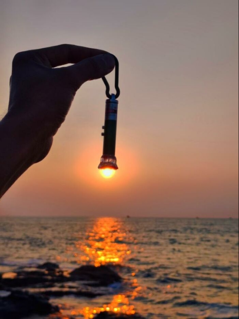 Sunset Stories: 10 Pics Of People’s Silhouettes, Plants And Insects By Aaditya Bhat