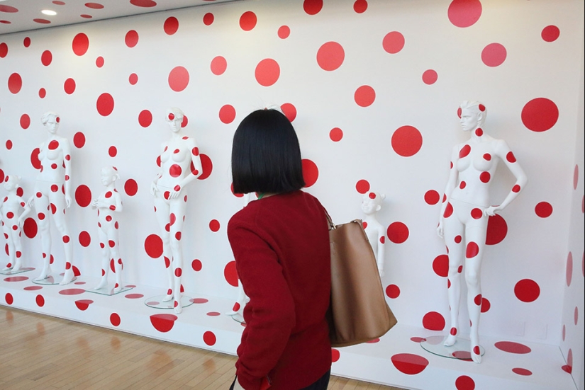 The inhabitant of a mental hospital from Japan is the most expensive living artist