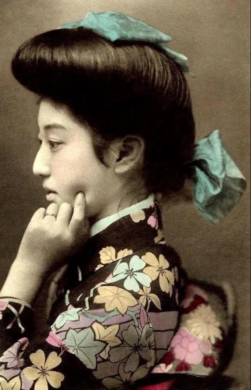 The life story and beautiful photos of nine-fingered geisha Tise Takaoka The life story and beautiful photos of nine-fingered geisha Tise Takaoka