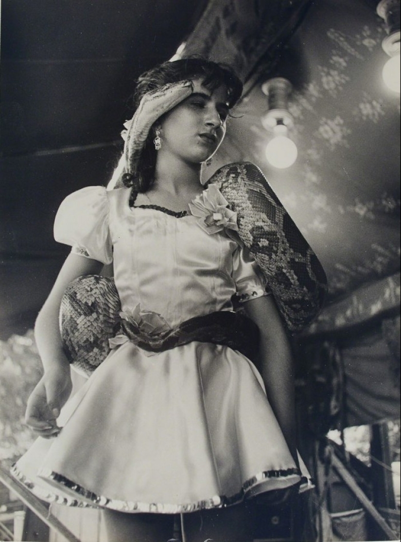 The photographer Izis Bidermanas: "This is not Paris and not old, but just my" The photographer Izis Bidermanas: "This is not Paris and not old, but just my"