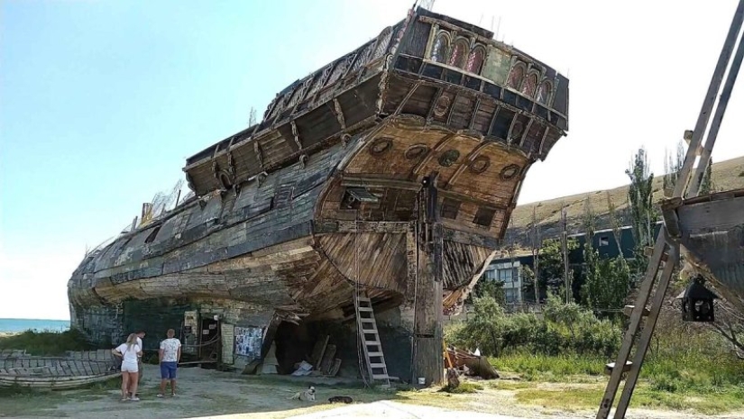 The story of Captain Scaletto, or How the sailboat of a dream crashed on the rocks of bureaucracy The story of Captain Scaletto, or How the sailboat of a dream crashed on the rocks of bureaucracy