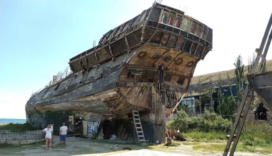 The story of Captain Scaletto, or How the sailboat of a dream crashed on the rocks of bureaucracy