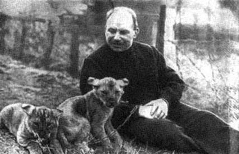 The story of circus athlete Alexander Zass — Russian "Iron Samson" The story of circus athlete Alexander Zass — Russian "Iron Samson"