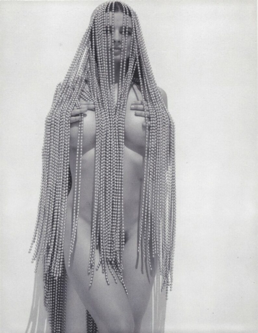 The Tempter Bruno Bisang: Erotic Photos of Famous Models by the Swiss Master of Glamour The Tempter Bruno Bisang: Erotic Photos of Famous Models by the Swiss Master of Glamour