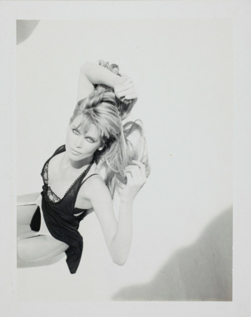 The Tempter Bruno Bisang: Erotic Photos of Famous Models by the Swiss Master of Glamour The Tempter Bruno Bisang: Erotic Photos of Famous Models by the Swiss Master of Glamour