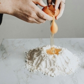 “They’re Just Crunchy Vinegar”: 10 Unhinged And Unfiltered Food Opinions