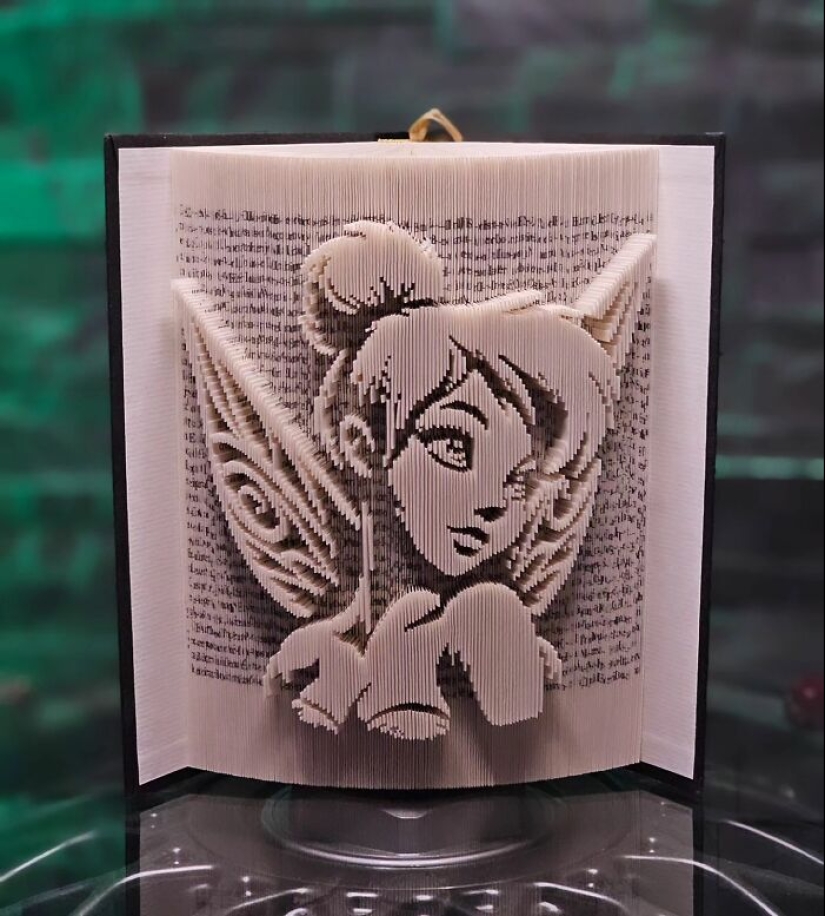 This Artist Upcycles Old Books Into Stunning Sculptures