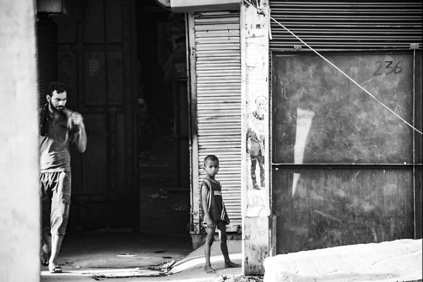 Tomé 12 fotografías que muestran la vida en las calles de la vieja Delhi