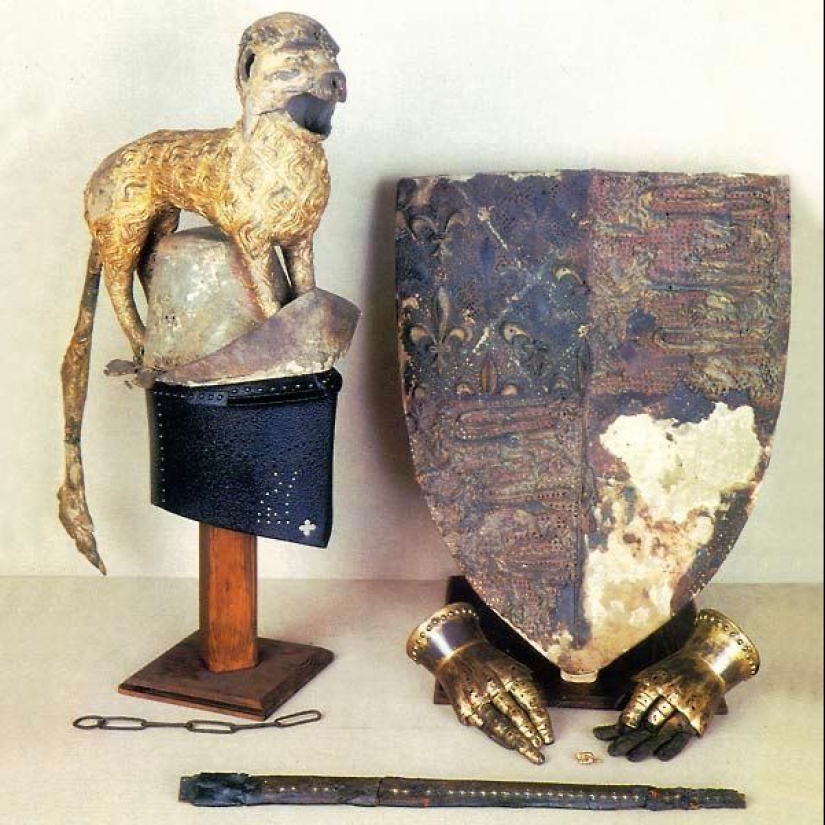 Unusual Helmets: 25 Amazing Artifacts from Different Eras Unusual Helmets: 25 Amazing Artifacts from Different Eras