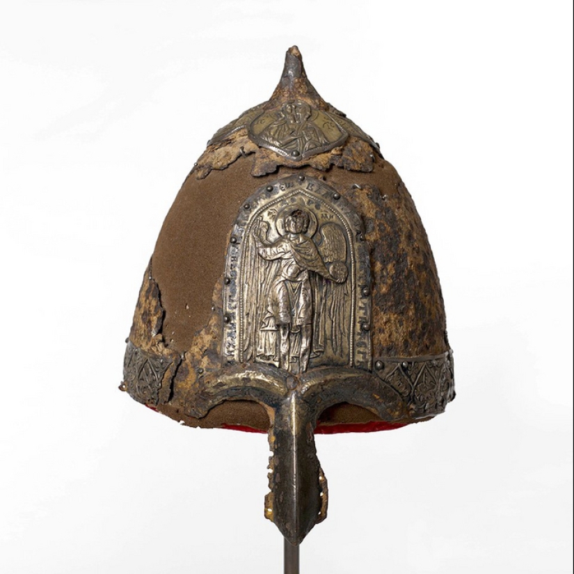 Unusual Helmets: 25 Amazing Artifacts from Different Eras Unusual Helmets: 25 Amazing Artifacts from Different Eras