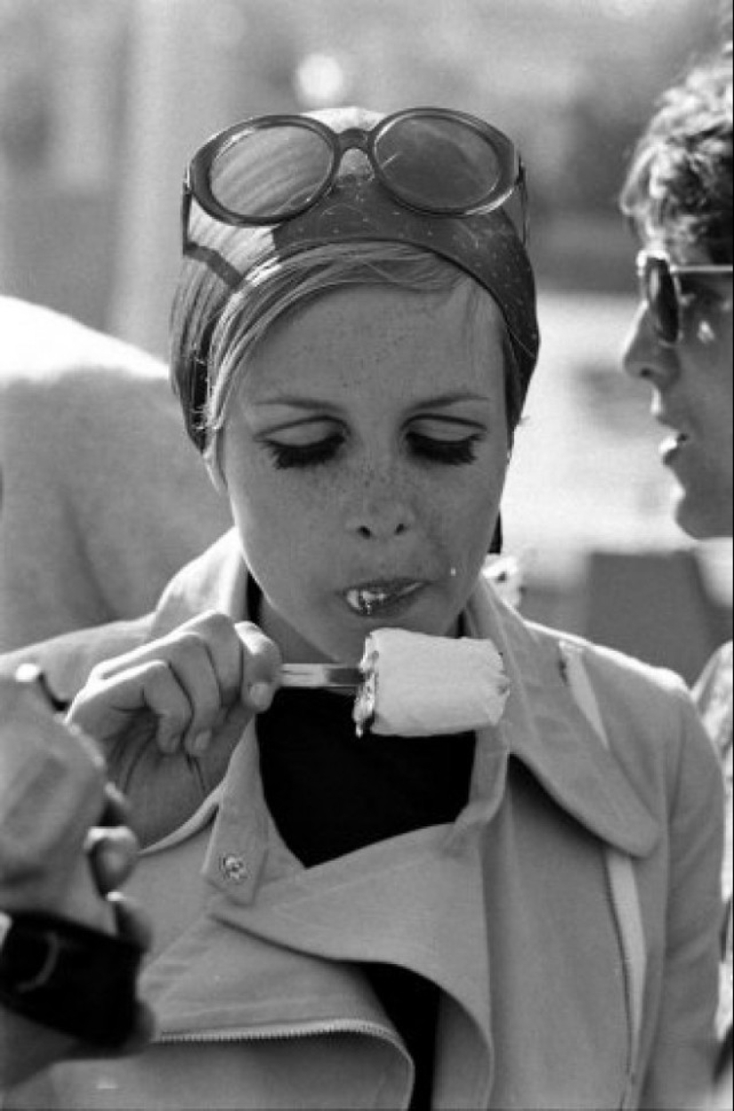 Vintage photos - celebrities and ice cream Vintage photos - celebrities and ice cream
