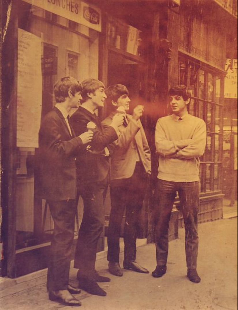 Vintage photos - celebrities and ice cream Vintage photos - celebrities and ice cream