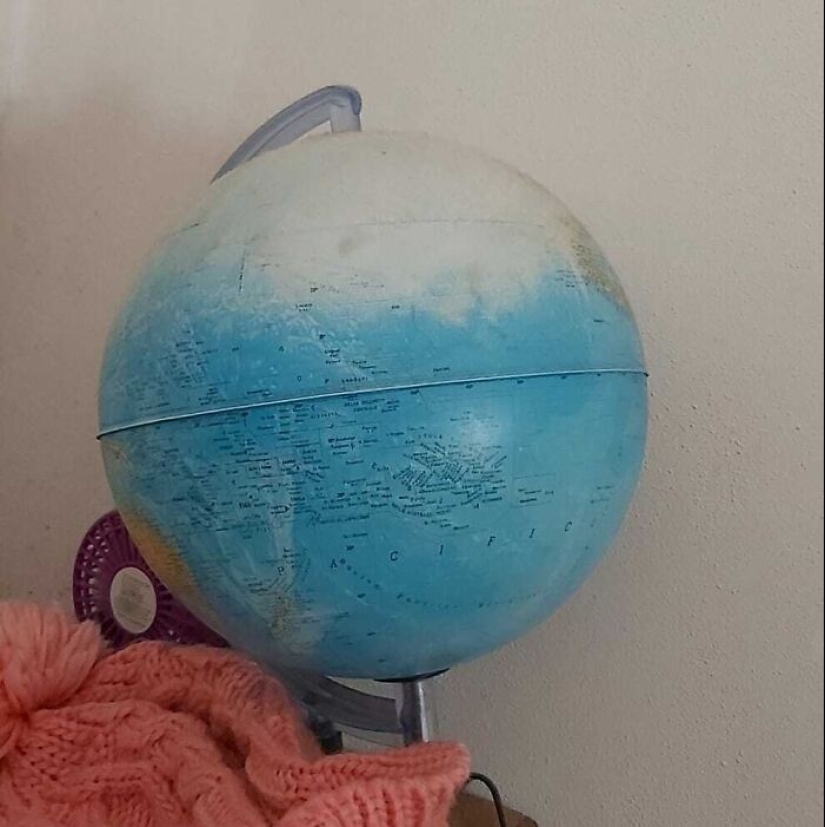 “What Could Go Wrong”: 10 Times People Had A Worse Day Than You While Trying To Clean Their Home