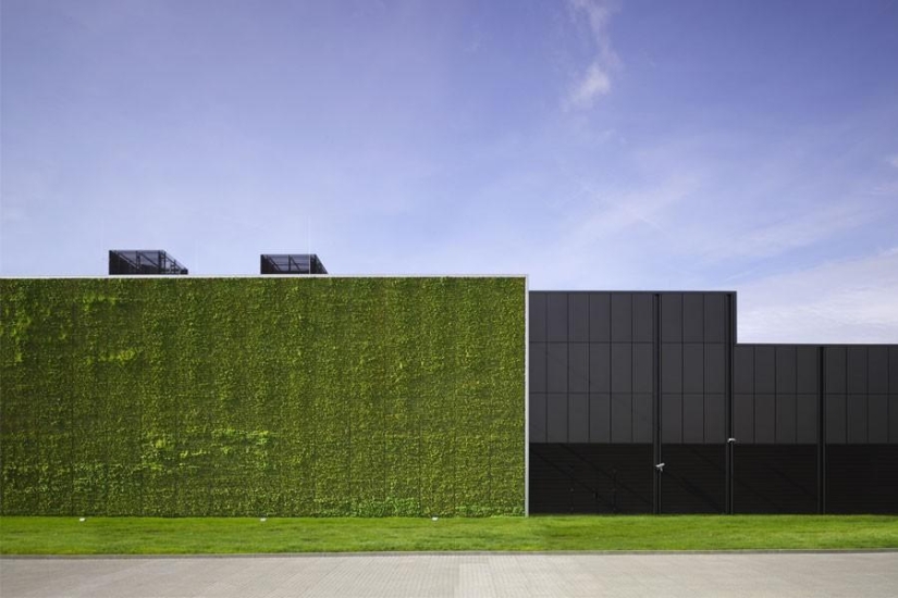 Where the Internet is stored, 10 super-powerful data centers