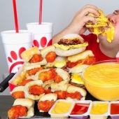 Who is the "King of Mukbang" Nikokado Avocado and why did he decide to lose 113 kg?