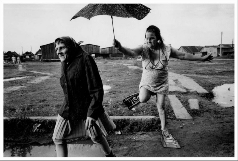 Wonderland: A Fairy Tale about the Soviet Monolith