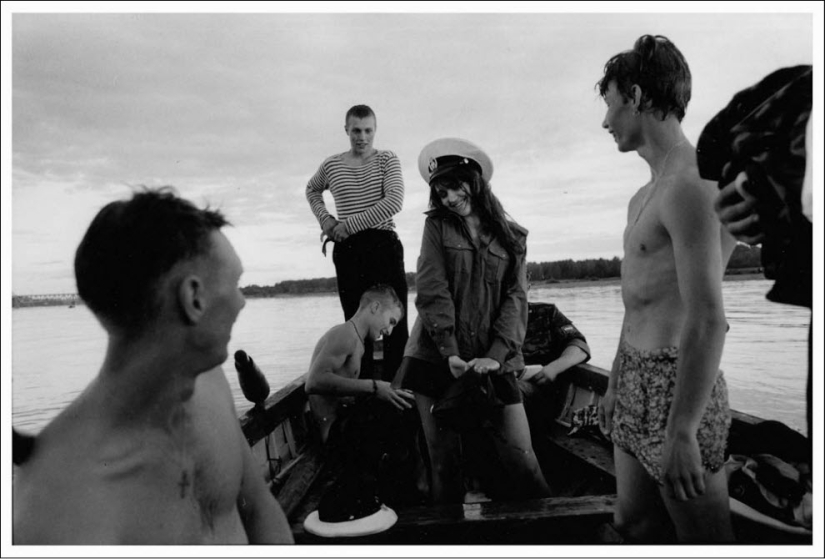 Wonderland: A Fairy Tale about the Soviet Monolith