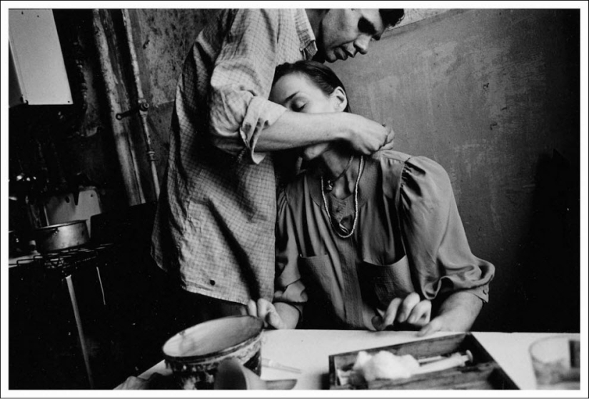 Wonderland: A Fairy Tale about the Soviet Monolith