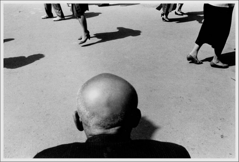 Wonderland: A Fairy Tale about the Soviet Monolith