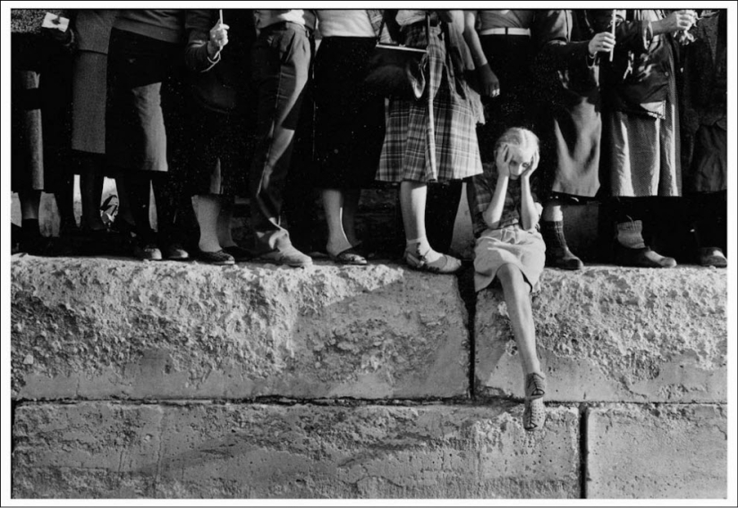 Wonderland: Un cuento de hadas sobre el Monolito Soviético Wonderland: Un cuento de hadas sobre el Monolito Soviético