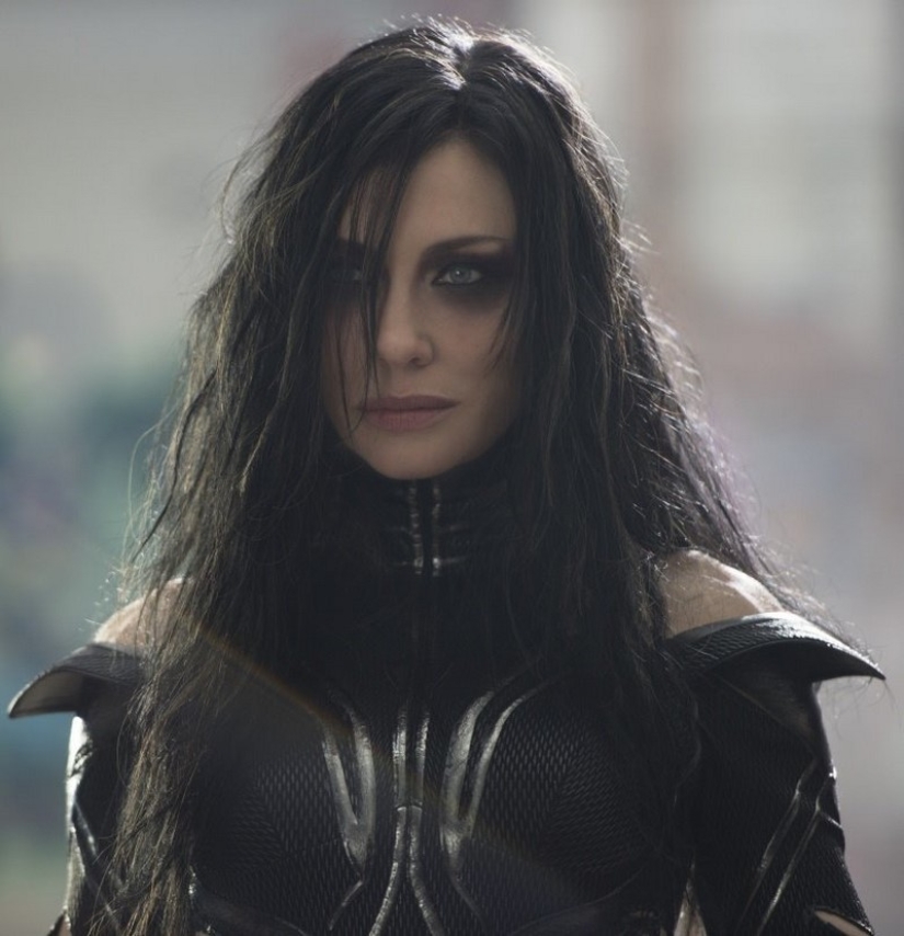 10 actors, chameleons, able to transform into anyone 10 actors, chameleons, able to transform into anyone