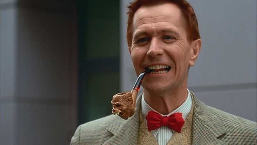 10 actors, chameleons, able to transform into anyone 10 actors, chameleons, able to transform into anyone