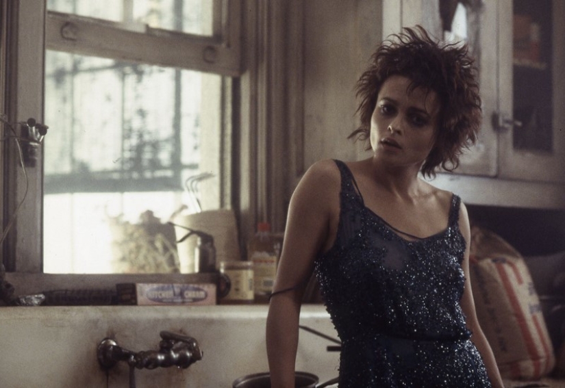 10 actors, chameleons, able to transform into anyone 10 actors, chameleons, able to transform into anyone