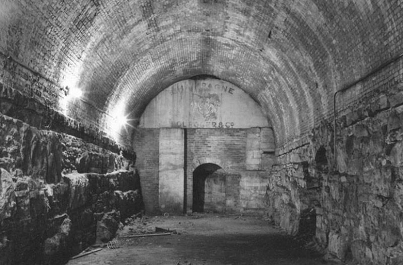 10 historias increíbles de la "vida" del Puente de Brooklyn 10 historias increíbles de la "vida" del Puente de Brooklyn