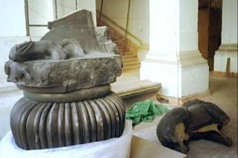 10 invaluable things that have been destroyed because of human stupidity