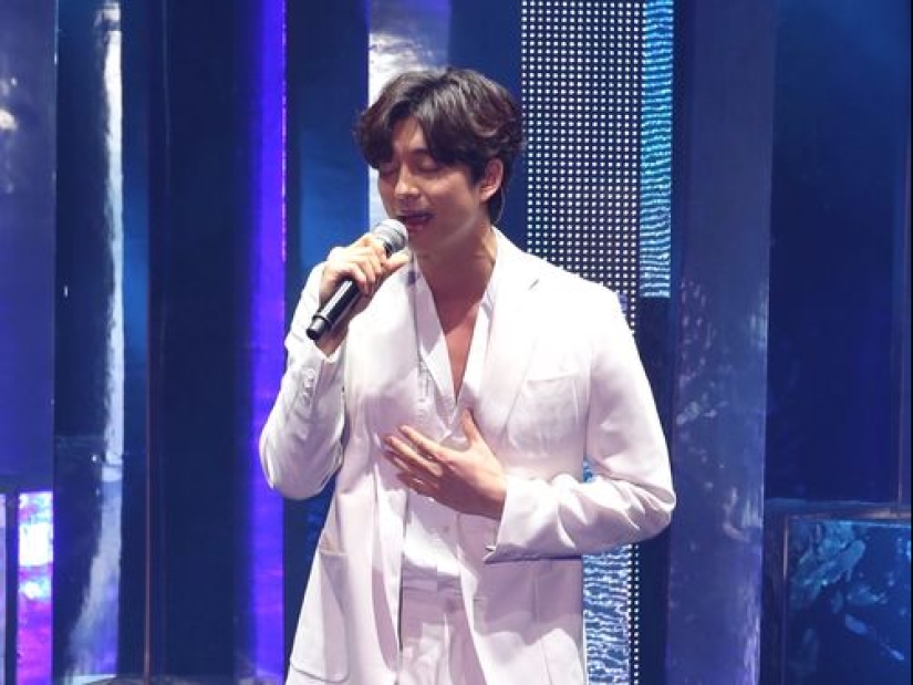 10 Korean Actors Who Are Talented Singers Too: Hyun Bin, Seo In-Guk, Jo Jung-suk 10 Korean Actors Who Are Talented Singers Too: Hyun Bin, Seo In-Guk, Jo Jung-suk