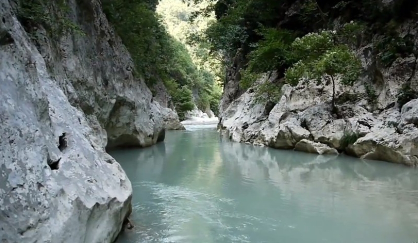 10 lugares donde se puede ver la sombra del otro mundo 10 lugares donde se puede ver la sombra del otro mundo