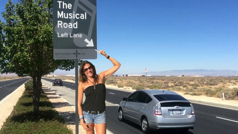 10 most unusual roads in the world