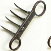 10 types of the most effective cold weapons that you should stay away from