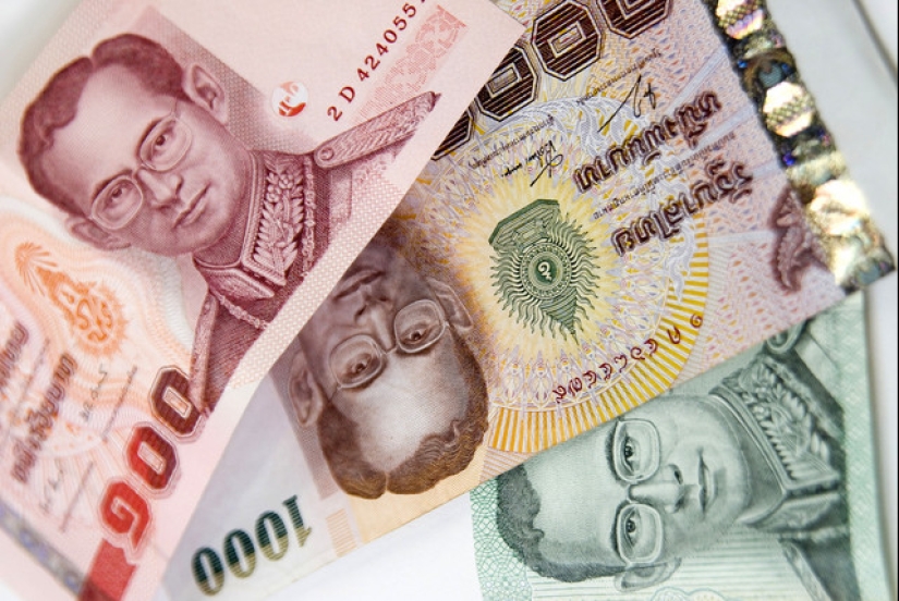 10 unusual prohibitions that tourists may encounter