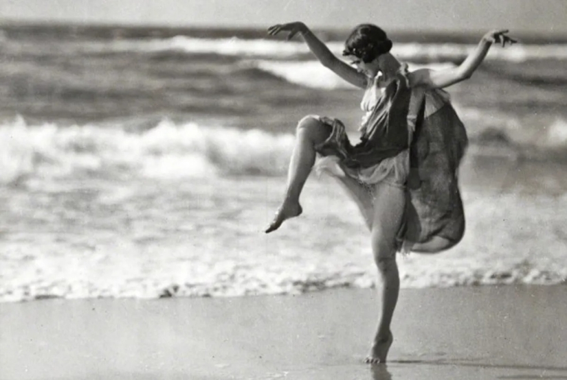 11 most ridiculous deaths in human history 11 most ridiculous deaths in human history