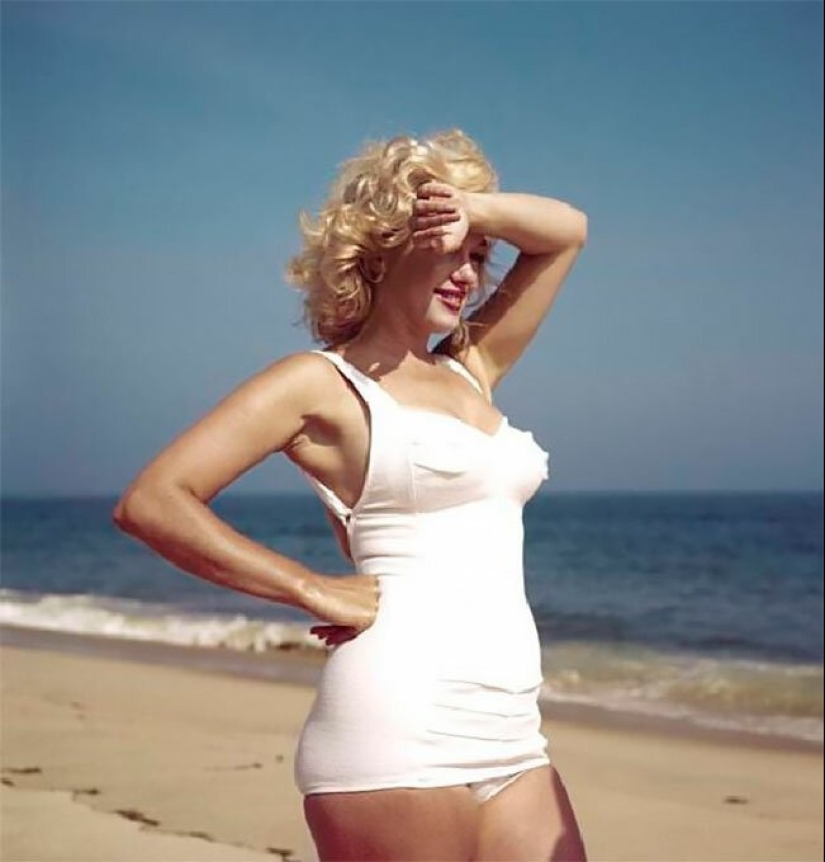 11 photos of charming Marilyn Monroe by photographer Sam Shaw