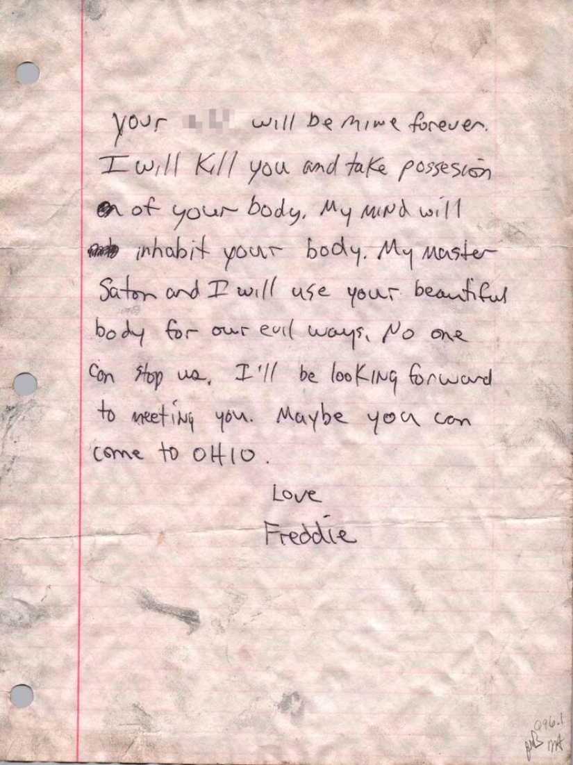 12 años de terror: Cómo Eva LaRue de CSI luchó contra un acosador 12 años de terror: Cómo Eva LaRue de CSI luchó contra un acosador