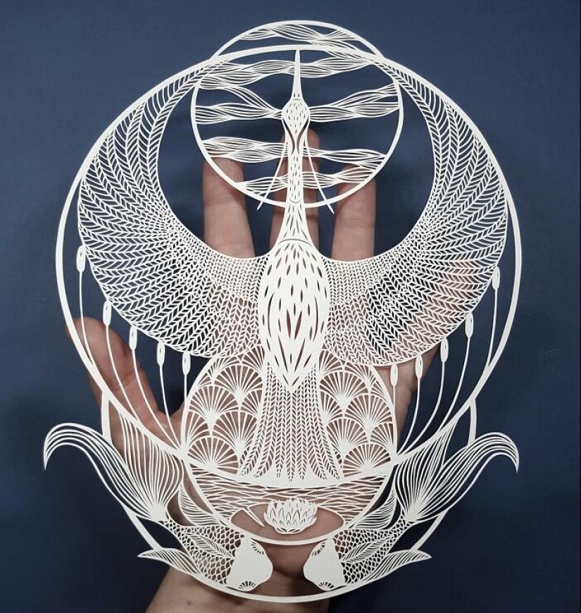 12 hermosas obras de arte en papel cortadas a mano con motivos de la naturaleza, de Pippa Dyrlaga