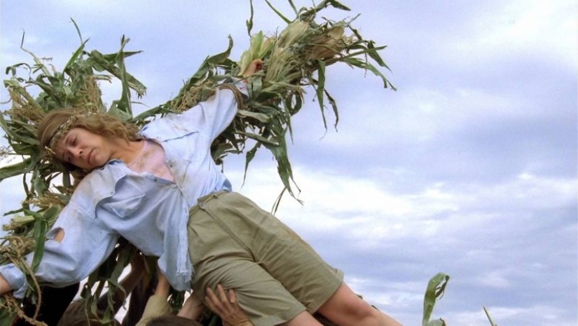 12 Hollywood stars who once starred in horror films