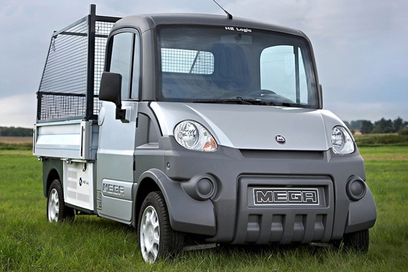 12 of the strangest cars the world has seen 12 of the strangest cars the world has seen