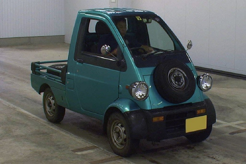 12 of the strangest cars the world has seen 12 of the strangest cars the world has seen