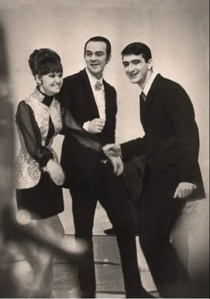 13 fotos raras de celebridades en las que es difícil reconocerlas