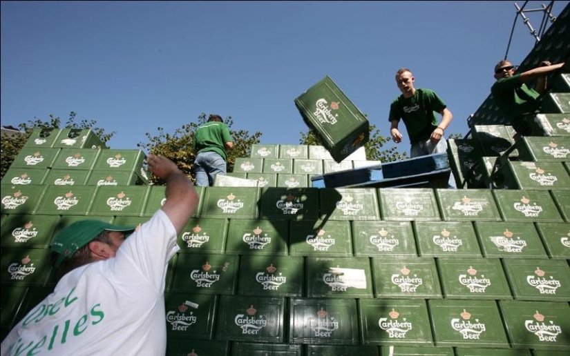 13 houses made of strange building materials 13 houses made of strange building materials