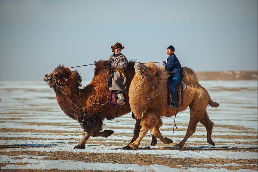 13 imágenes impactantes que capturan la esencia de la vida y el patrimonio en diferentes culturas, por Andrew Newey